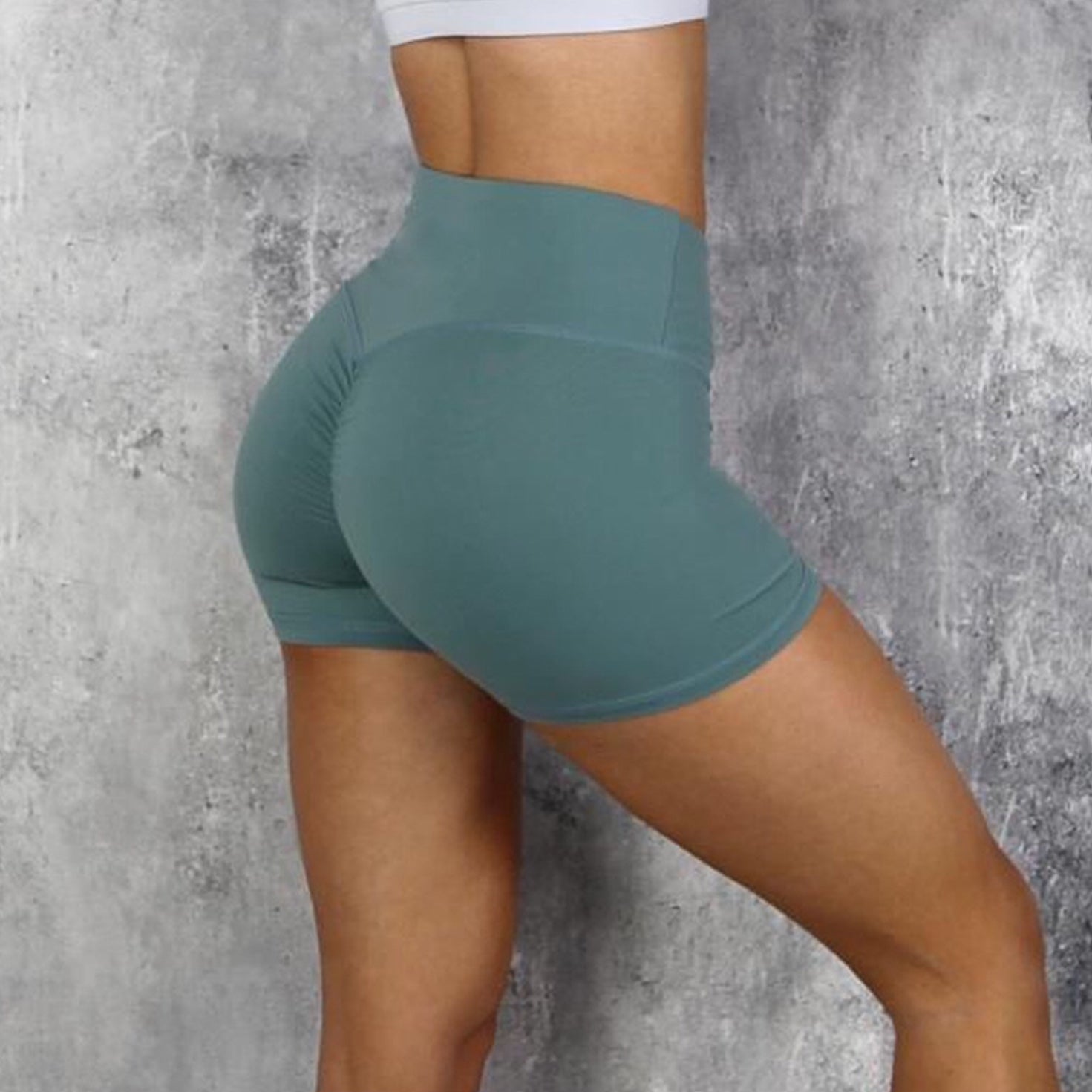 Rooster tail shorts